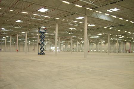 Hala Jirny DHL, LEGO