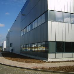 Skladové a výrobní haly – Asembury Plzeň